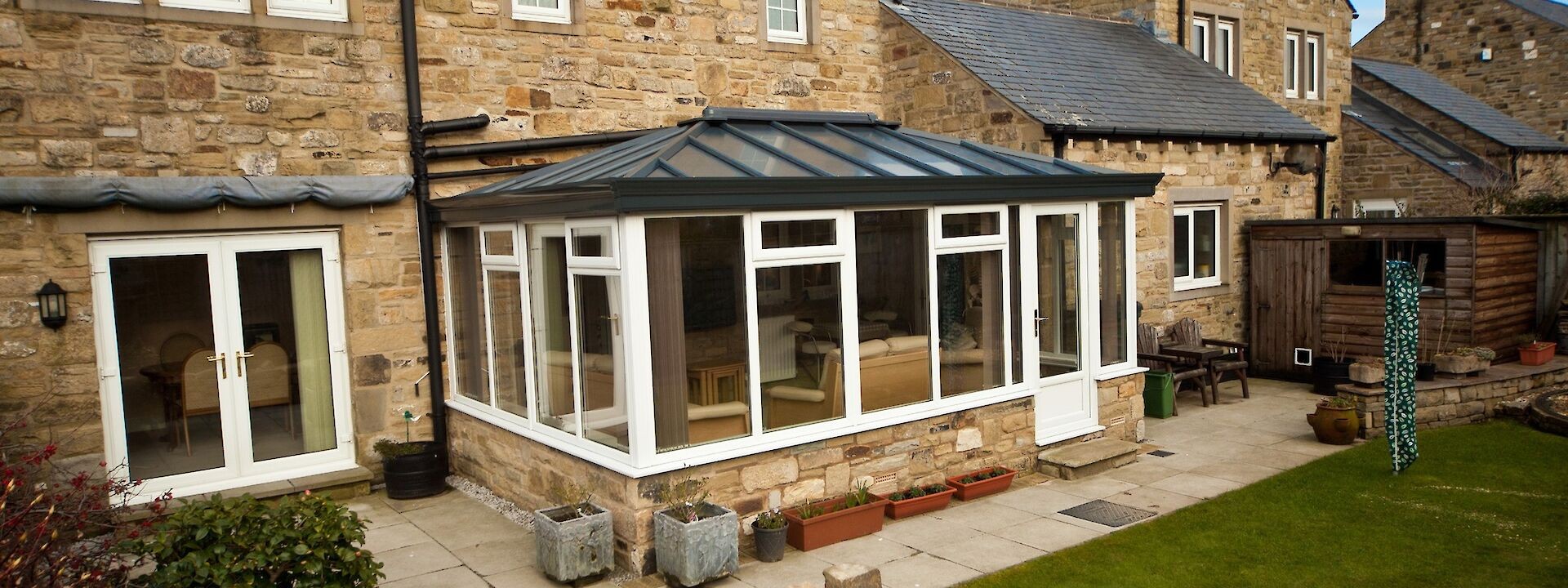 LIVINROOF